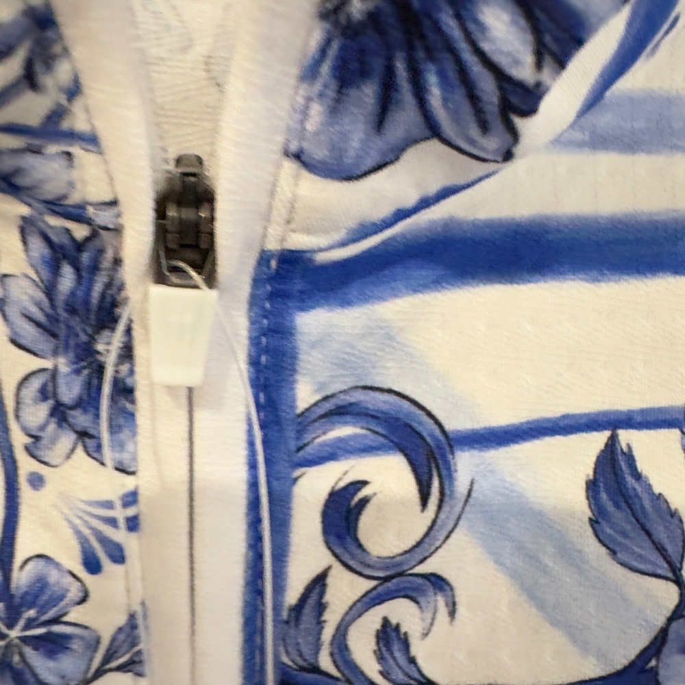 Walter Hagen Womens Blue White Floral Quarter Zip UPF 50 Suncover Top Medium NEW - Picture 7 of 8